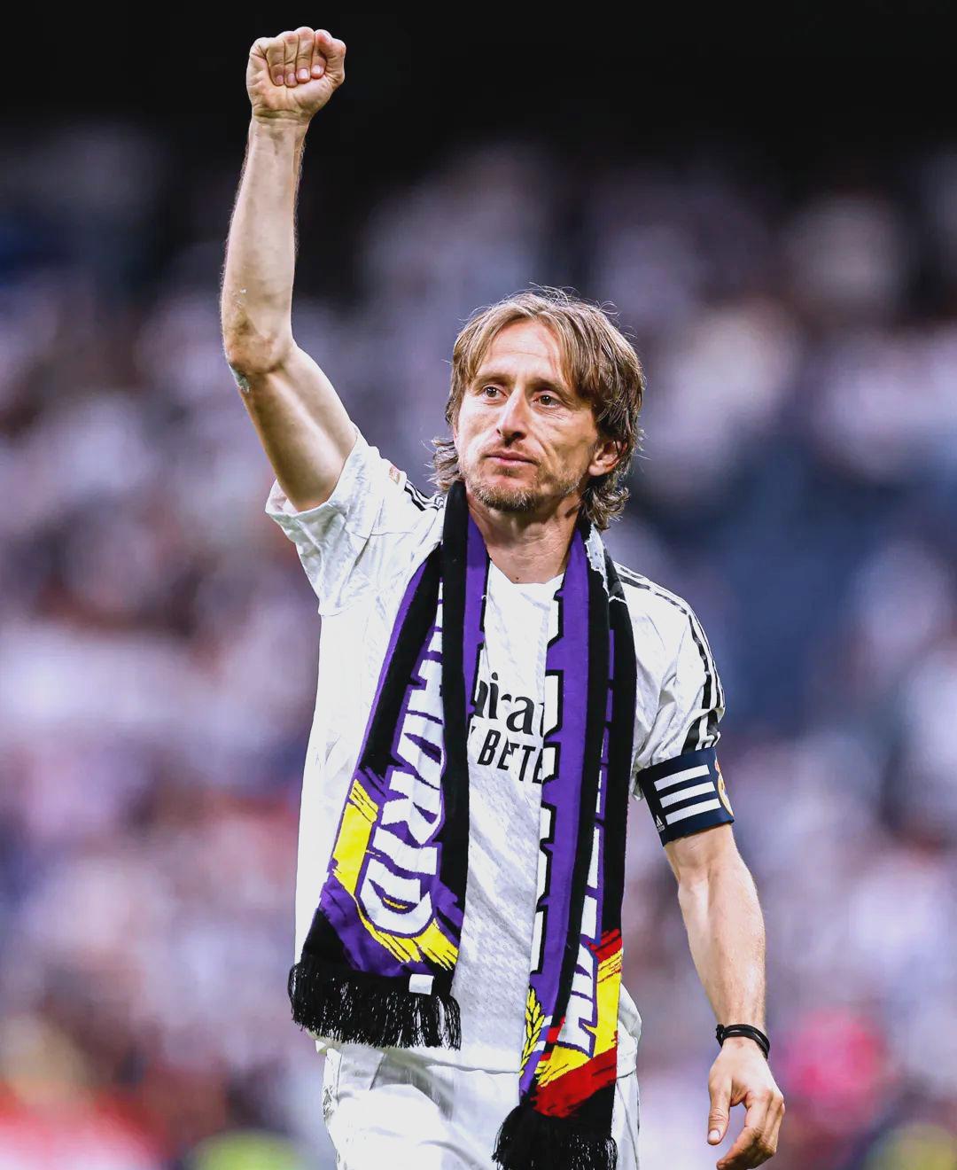 伊劳拉：对切尔西能拿到1分十分不易，我们的防守明显提升