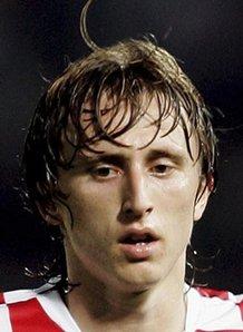 跟队记者：切尔西目前没打算外租门将约恩森