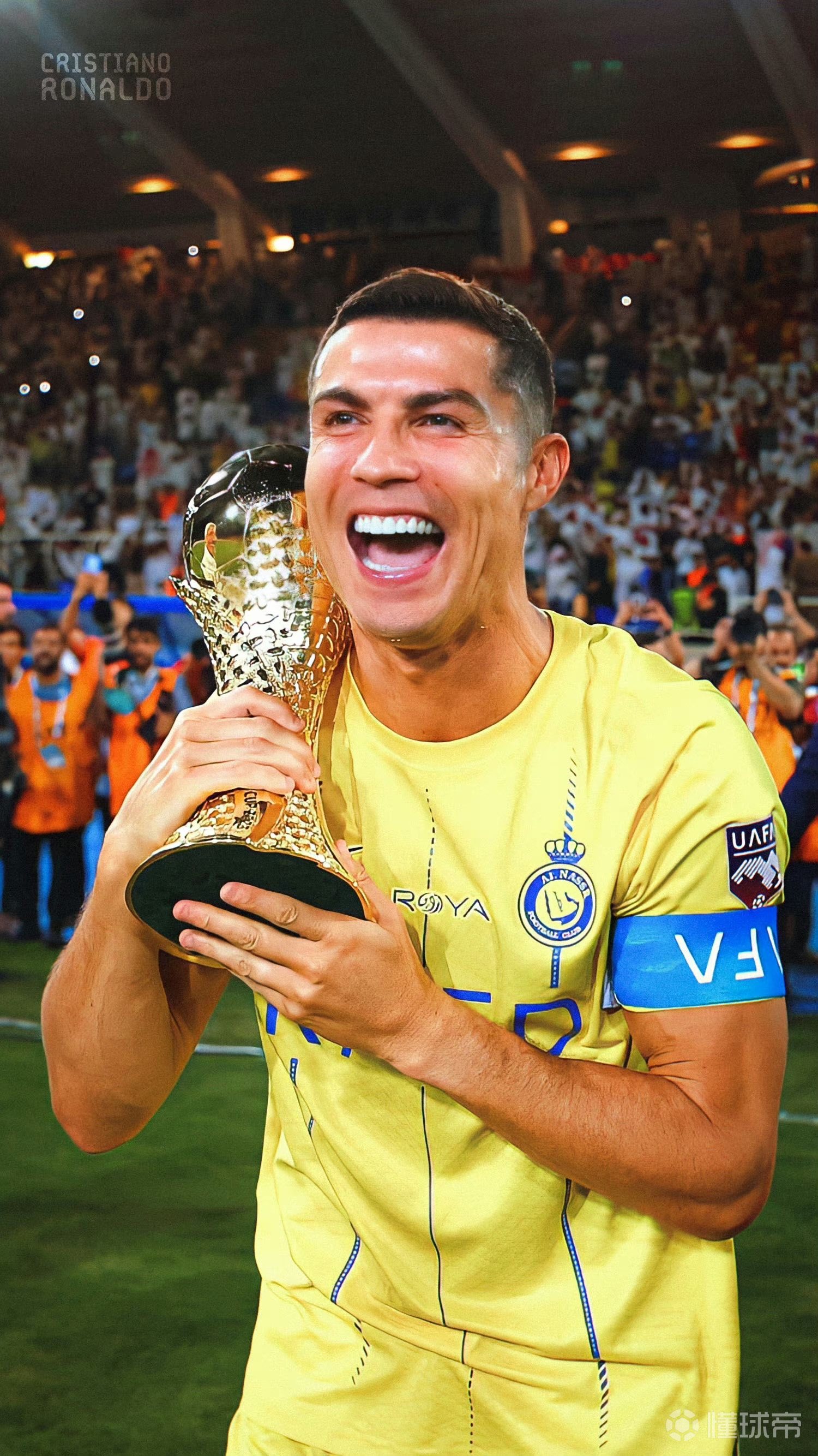 北大高才生+烧烤店老板+渝超球员=36岁的他